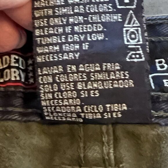 Faded Glory Shorts Mens 42 Olive Army Green Cargo Y2K Pockets Outdoor Hiking - Picture 7 of 12